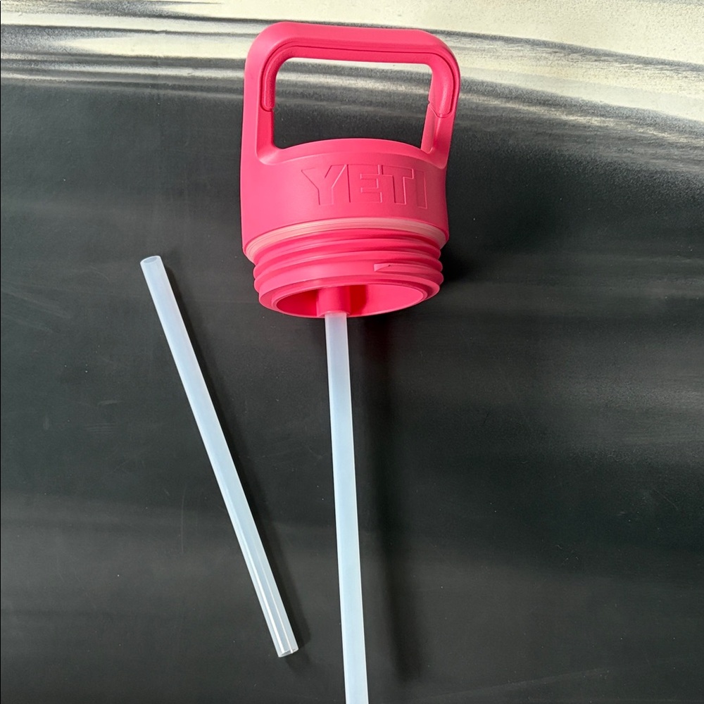 Never used YETI Rambler Cap with straw and extra straw